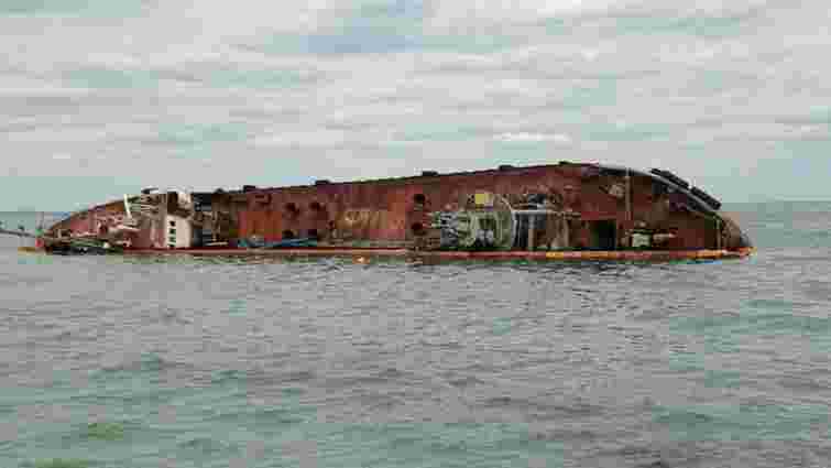 Суд виніс вирок капітану затонулого біля Одеси танкера «Делфі»