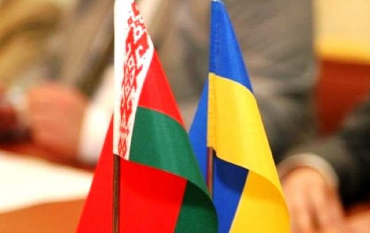 Україна вперше в історії відкликала посла з Білорусі