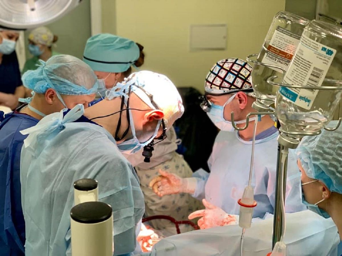 У лікарні швидкої медичної допомоги розпочали оперувати дітей з вадами серця