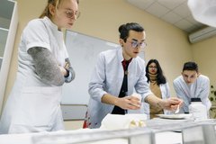 «Черпати ідеї для уроків можна і з TikTok»