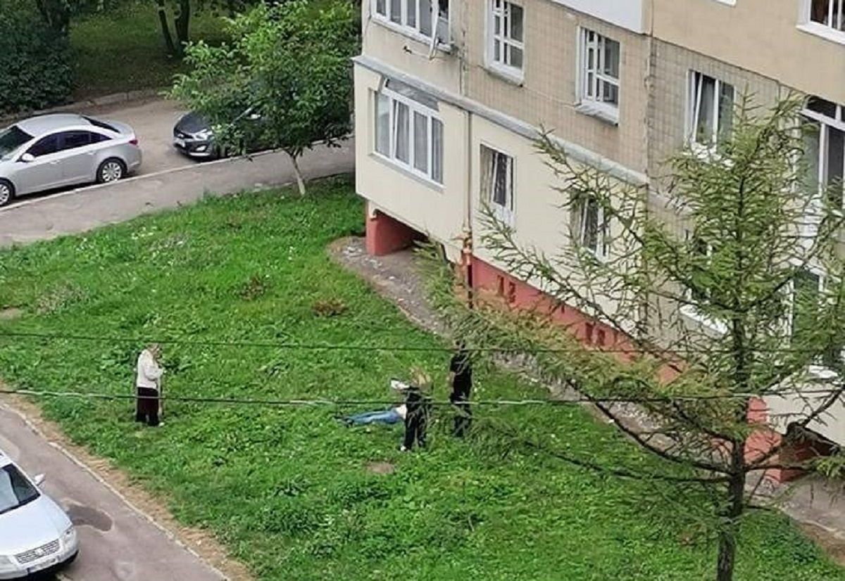 43-річна львів’янка випала з вікна 8 поверху будинку на Сихові