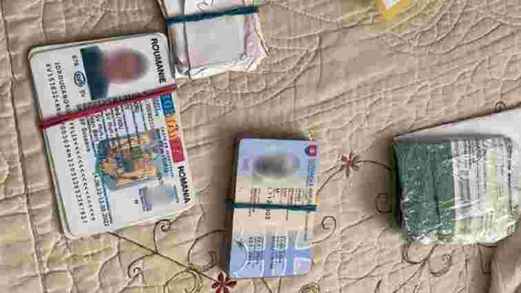 На Тернопільщині підробляли ID-картки громадян ЄС для виїзду за кордон