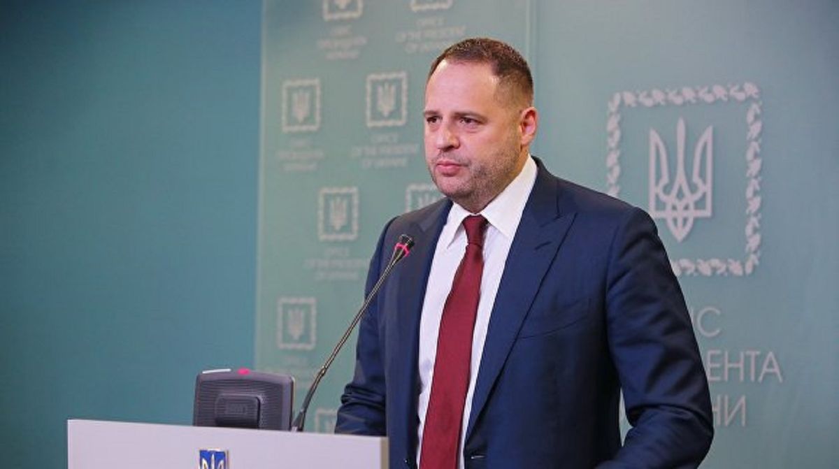 Суд зобов'язав СБУ відкрити справу щодо Андрія Єрмака через можливу держзраду