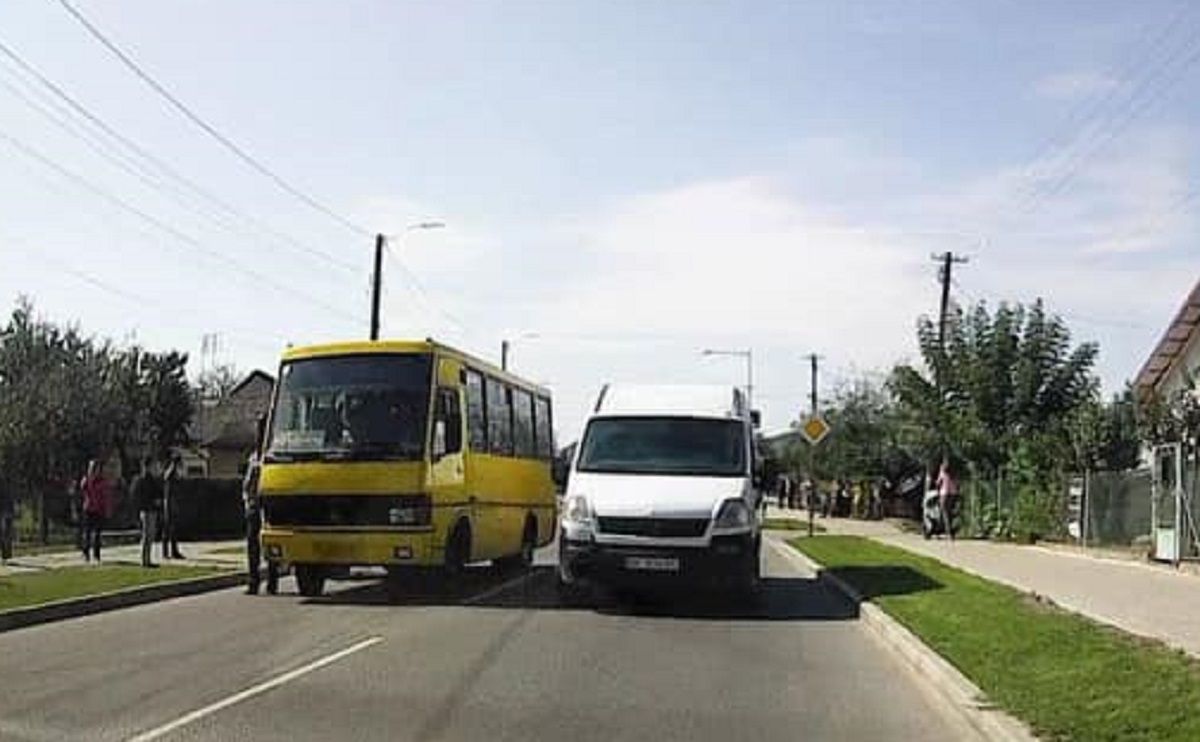 У Винниках маршрутка Львів–Журавники збила 8-річну дівчинку