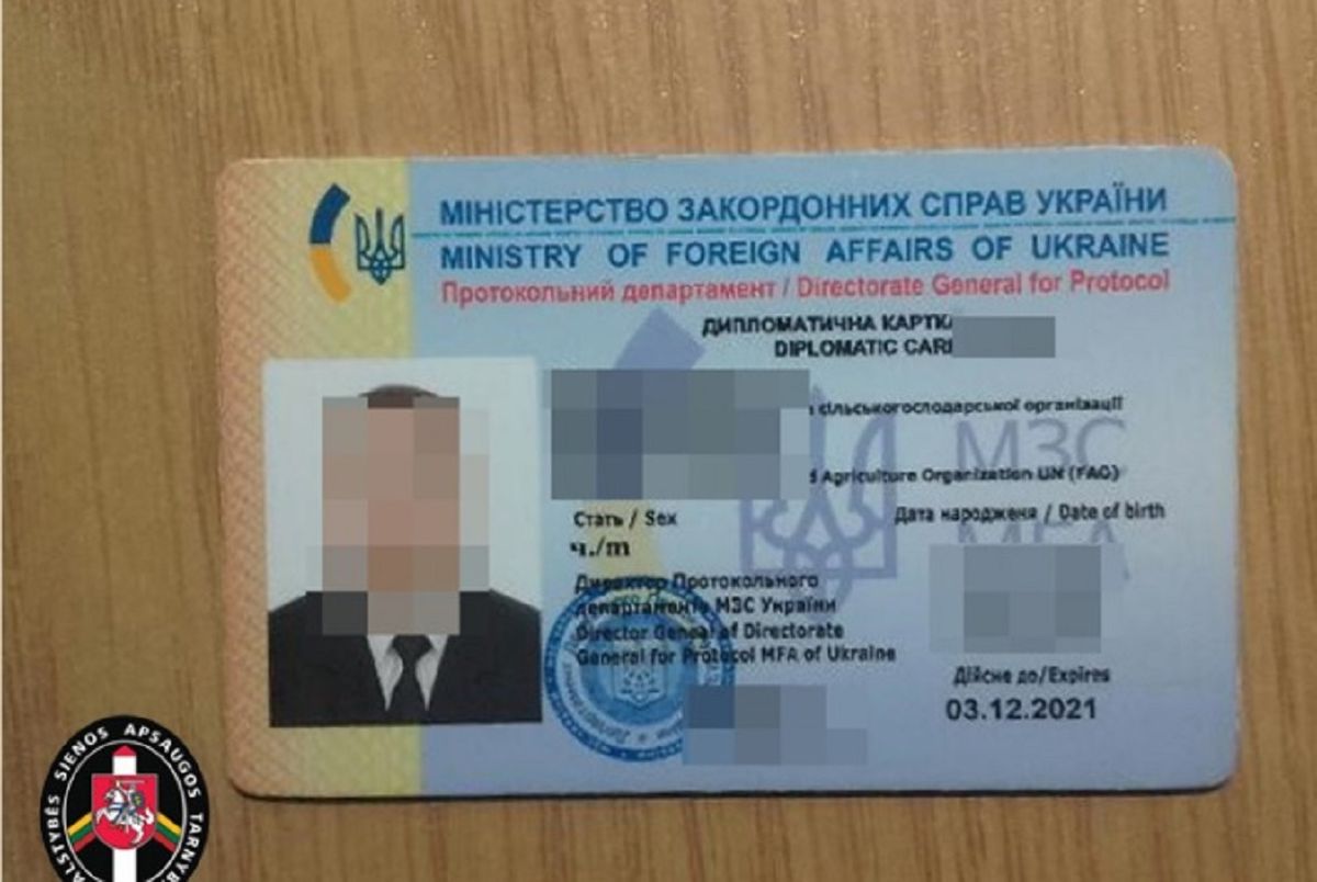 Контрабандиста з Дрогобича з фальшивим диппаспортом не впустили до Литви