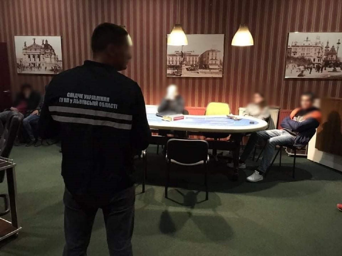 На вул. Городницькій у Львові закрили підпільний покерний клуб