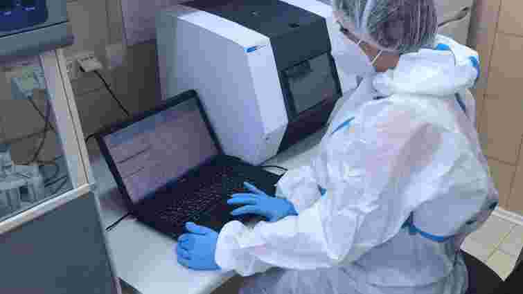 Лабораторія львівського медуніверситету отримала нове обладнання для ПЛР-тестів