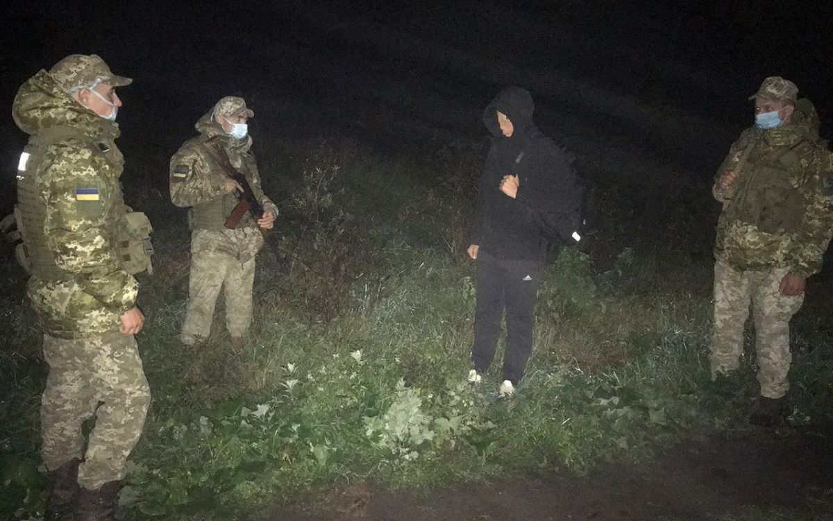На кордоні затримали рецидивіста, який втік з-під домашнього арешту