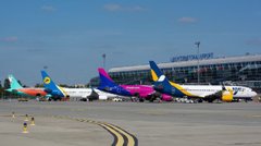 Куди полетіти зі Львова взимку