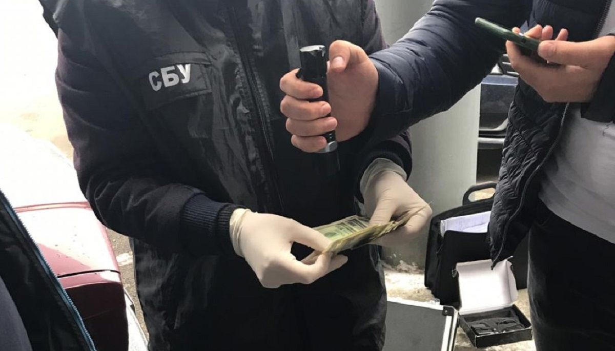 СБУ проводить обшуки у львівській податковій в справі про хабарництво