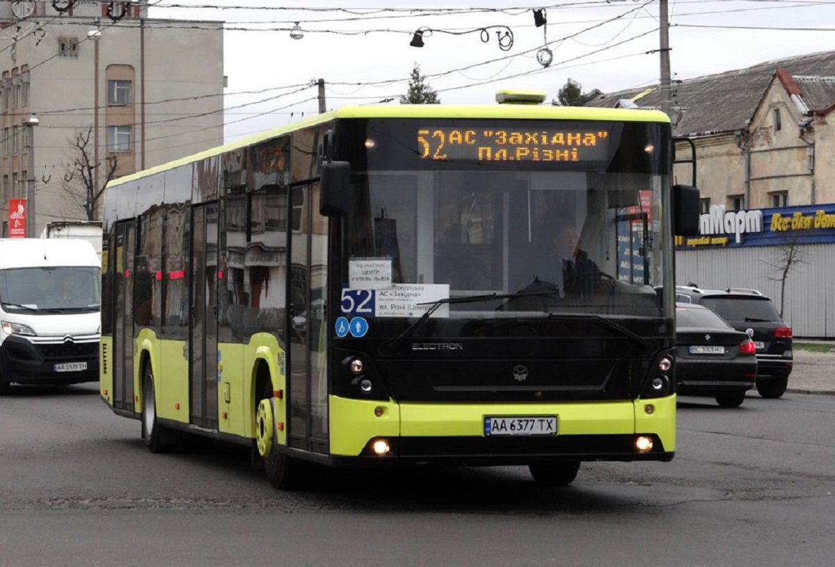 Львівська мерія змінила маршрут автобусів №52