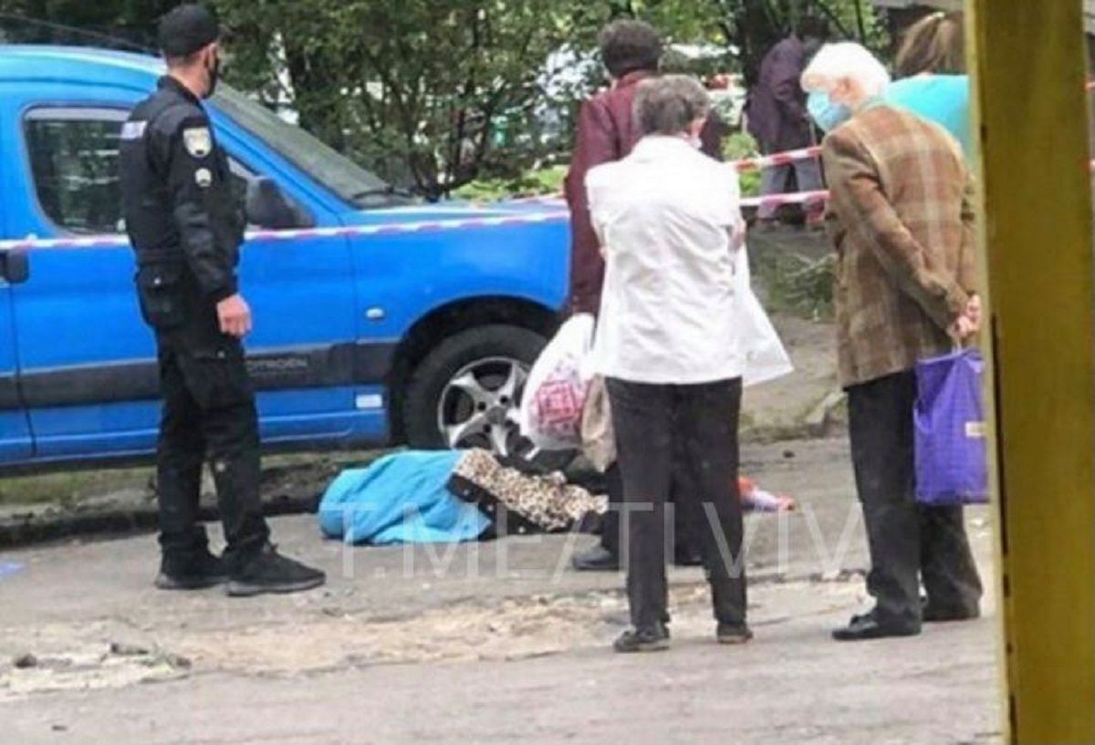 З вікна дев'ятого поверху у Львові випала 88-річна жінка

