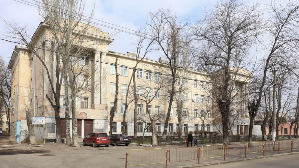 З одеської гімназії звільнили вчительку за булінг українськомовної школярки