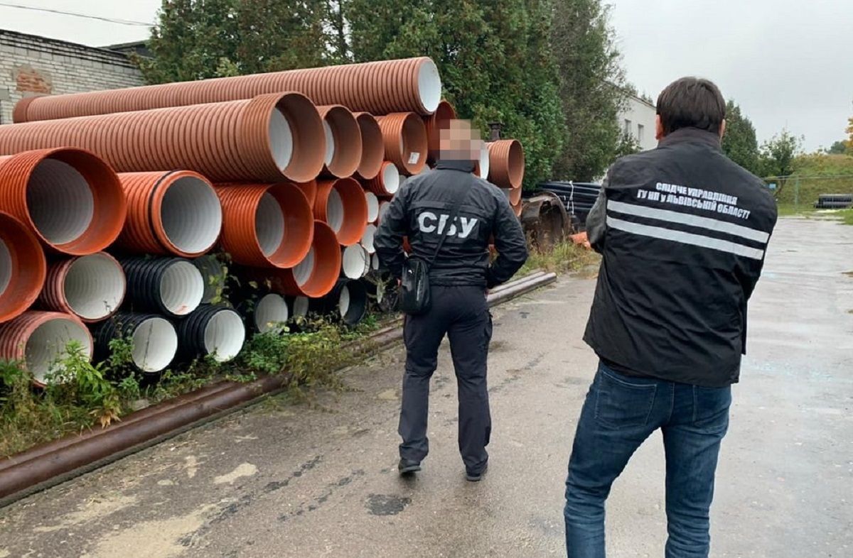 Посадовиця екоінспекції шантажувала керівництво «Львівводоканалу» 