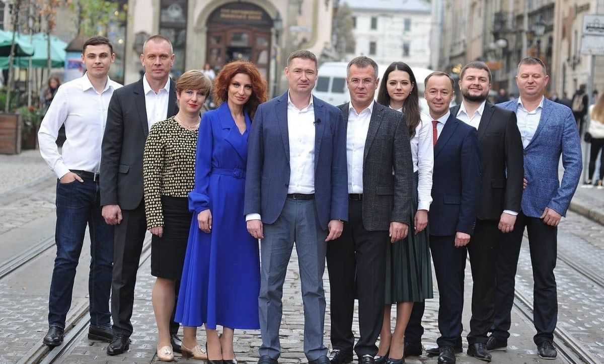 Чим «Слуга Народу» відрізняється від інших партій?