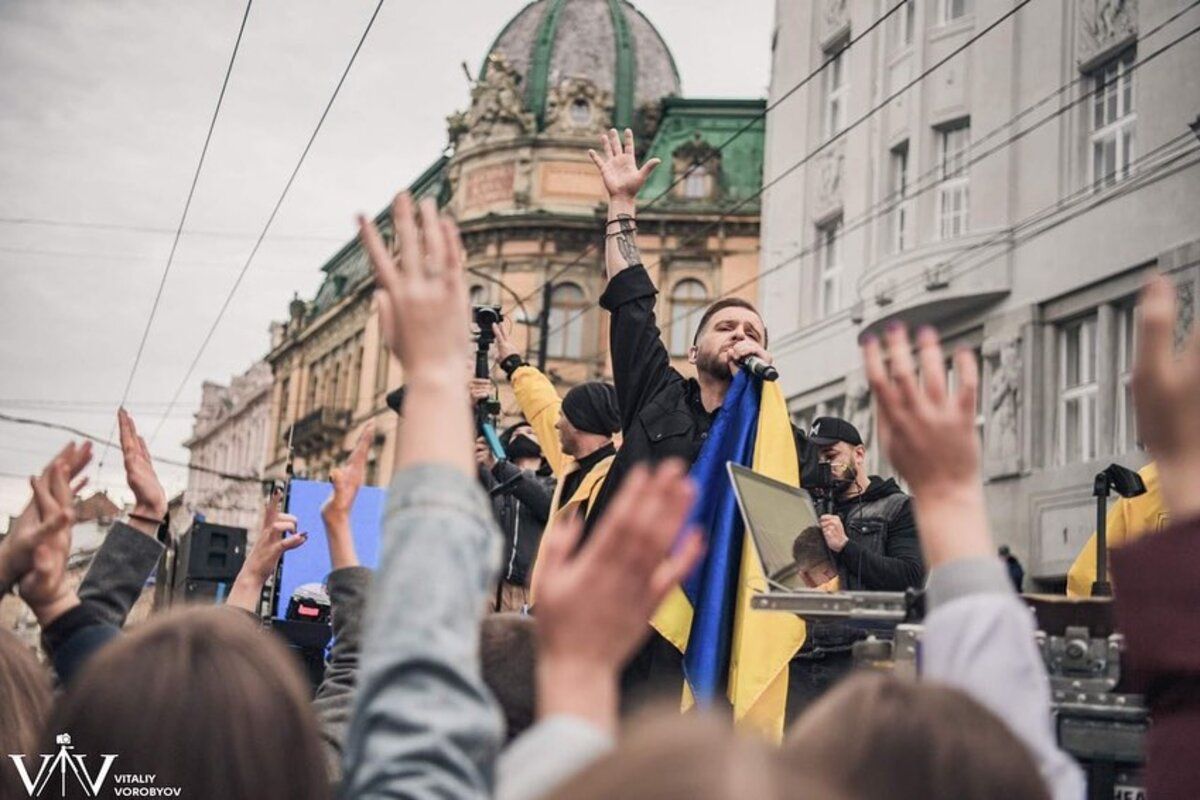 Організаторів «секретного концерту» у Львові оштрафували за порушення карантину