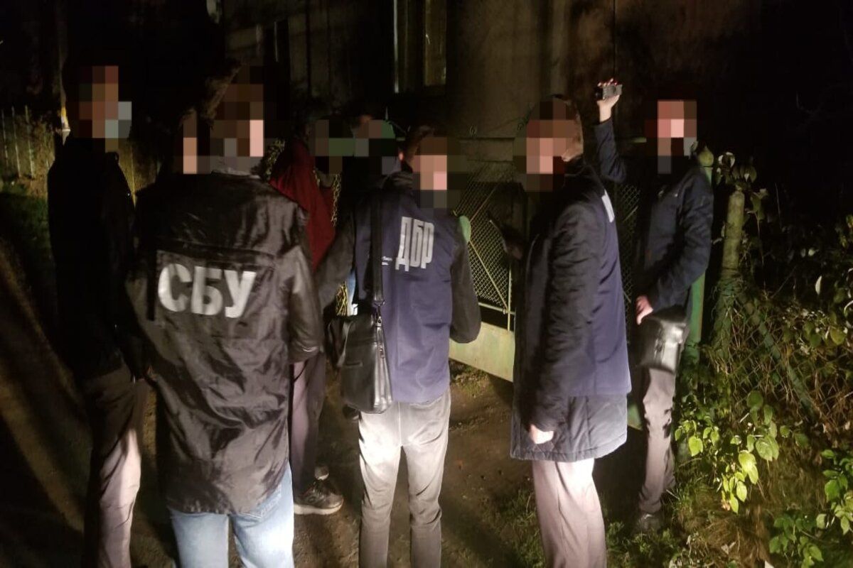 На Львівщині на хабарі затримали посадовця лісгоспу 