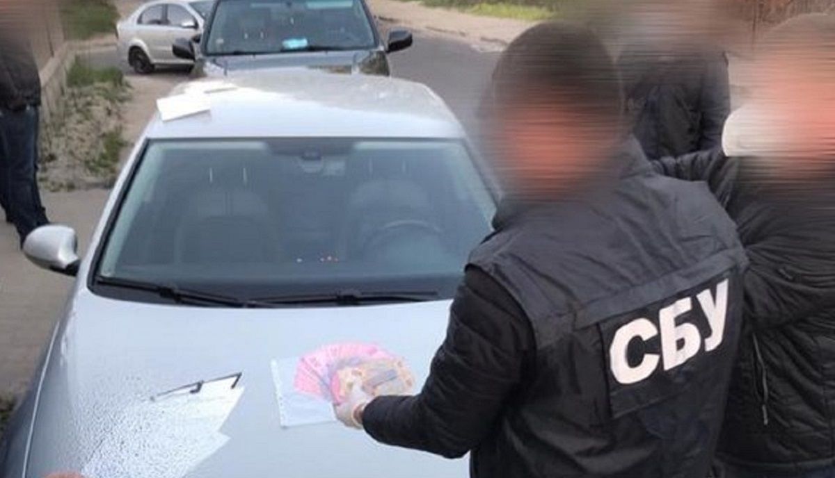 Поліцейського у Львові оштрафували на 25,5 тис. грн за хабарництво