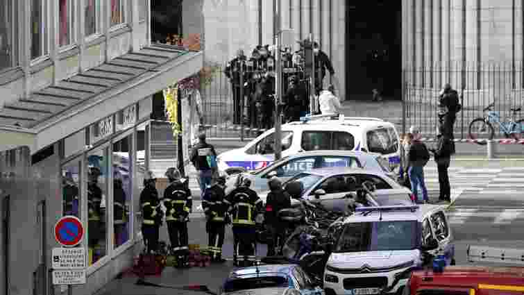 Терорист убив трьох відвідувачів церкви у французькій Ніцці
