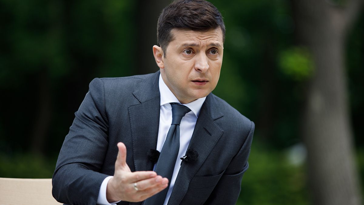 Зеленський назвав демарш КСУ «змовою еліт проти президента»
