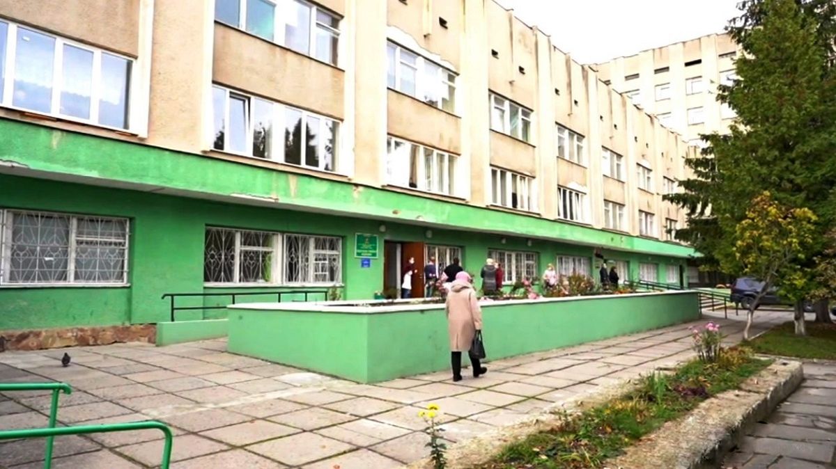 Мер Львова спростував фейк про продаж поліклініки на вул. Мазепи