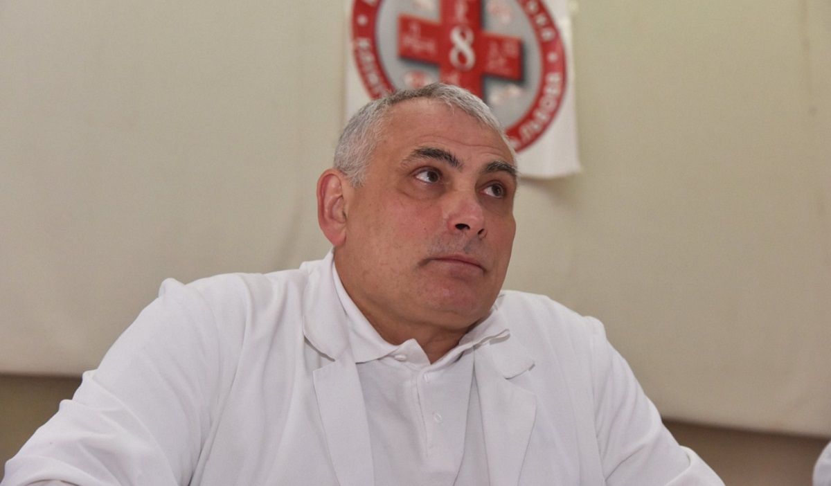 Головний лікар 8-ї міської лікарні Львова Василь Обаранець подав у відставку