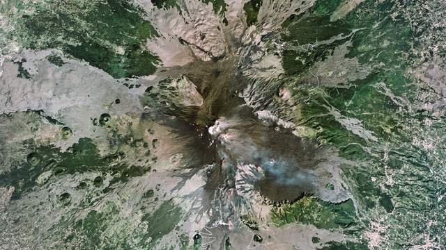 Вулкан Етна, Італія, у списку спадщини ЮНЕСКО з 2013 року (фото ArchDaily)