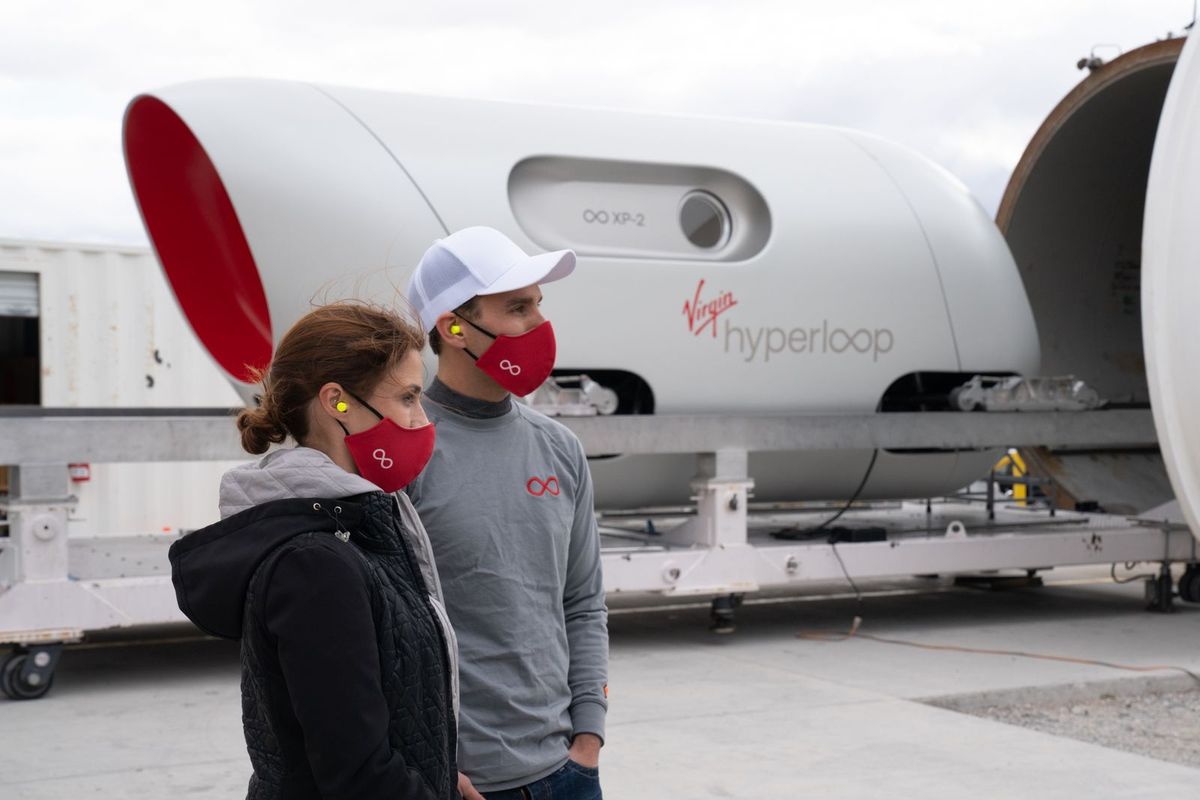 У США вперше випробували систему Hyperloop з пасажирами