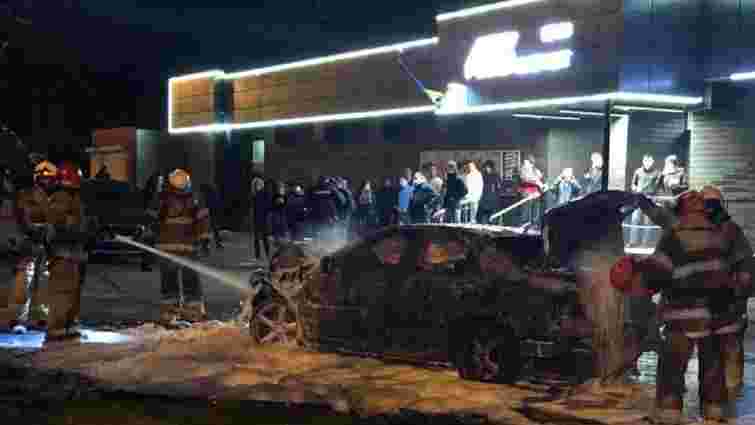 П’яний львівський водій розбив два авто і намагався відкупитися від поліції
