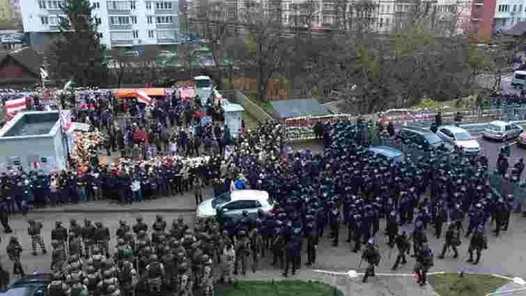 У Мінську ОМОН жорстко розігнав мітинг проти Лукашенка