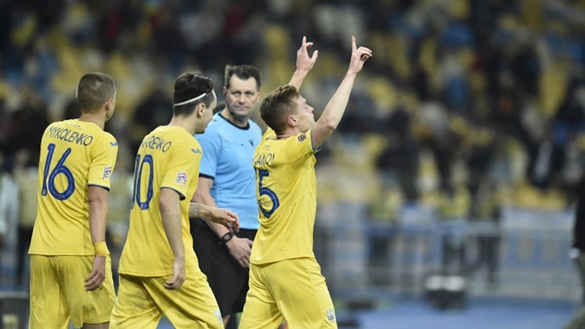 Троє футболістів національної збірної України захворіли на коронавірус