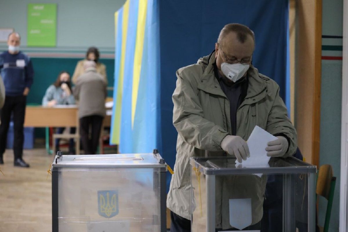 Прошу підтримати пана С.