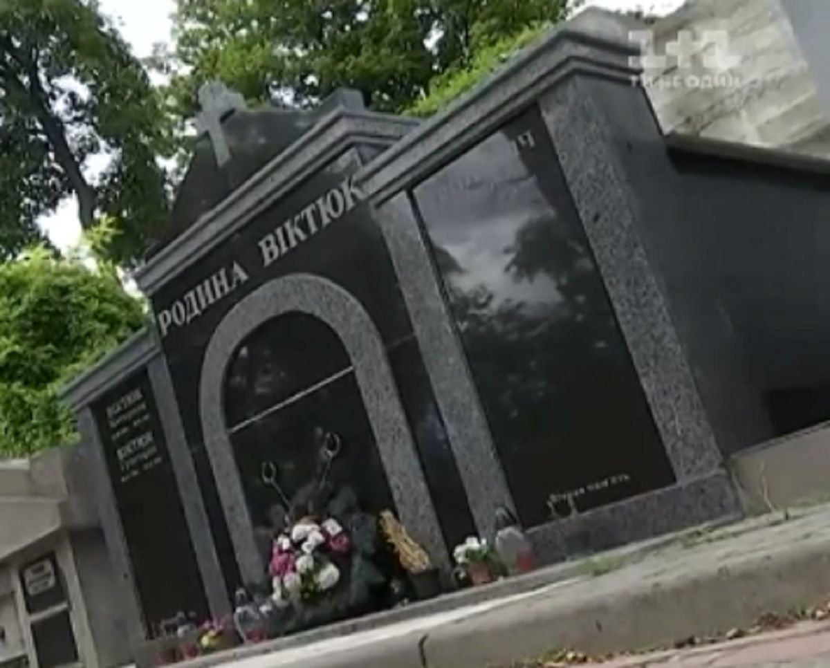 Романа Віктюка поховають у родинному гробівці на Личаківському кладовищі