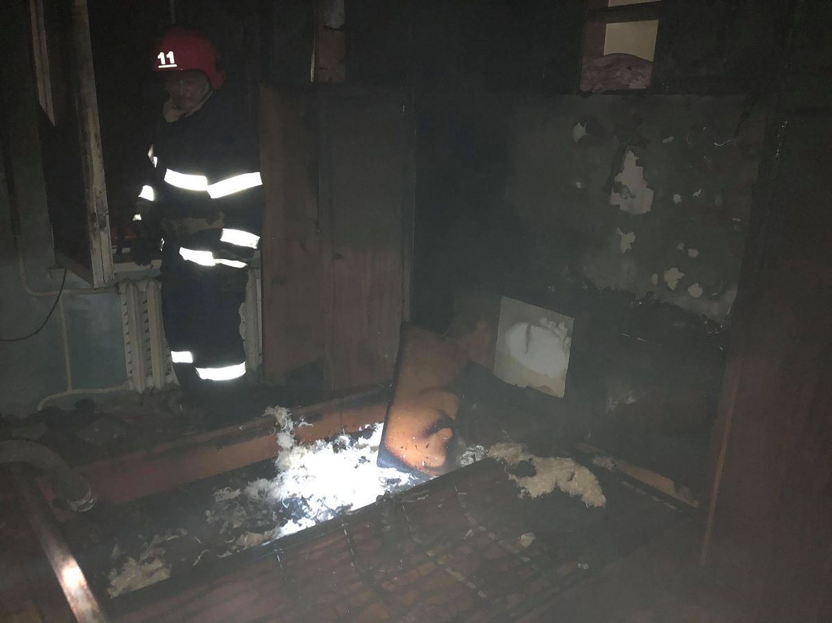 У Новому Роздолі внаслідок пожежі у багатоповерхівці загинув чоловік