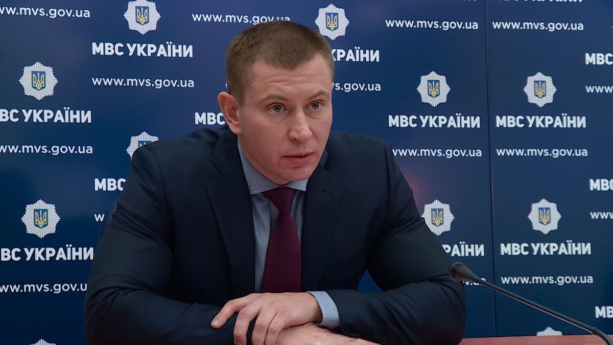 Главу департаменту Нацполіції звільнили після скандалу з порушенням карантину