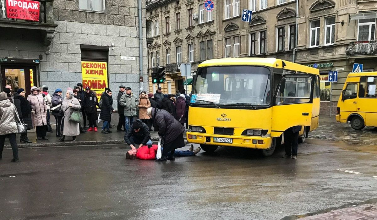 Водія маршрутки звільнили від покарання за смертельну ДТП у центрі Львова