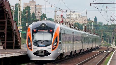 «Укрзалізниця» призначила новий поїзд Інтерсіті з Києва до Славського