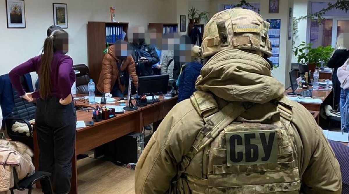 СБУ блокувала «злив» конфіденційних даних із податкової та митниці