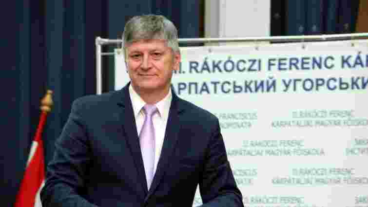 Україна не впустила угорського урядовця через агітацію на Закарпатті
