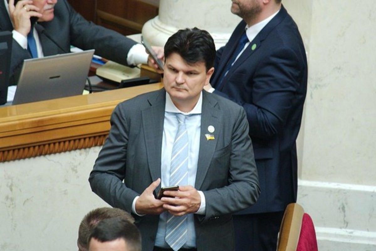 Суд оштрафував депутата від «Слуги народу» через конфлікт інтересів