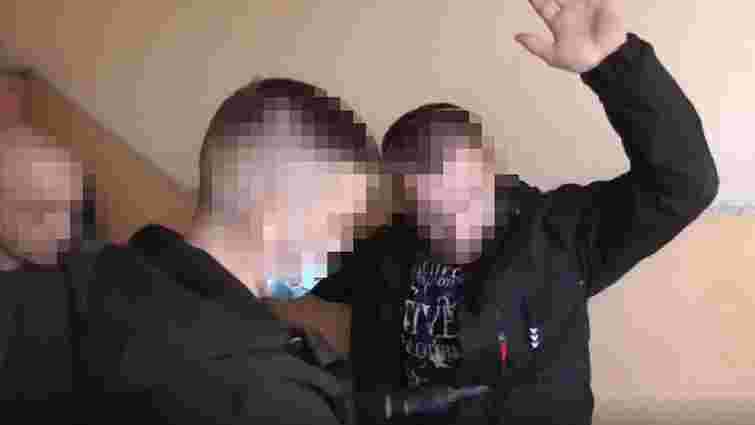 Мешканця Яворова звільнили від покарання за шантаж подруги інтимним відео