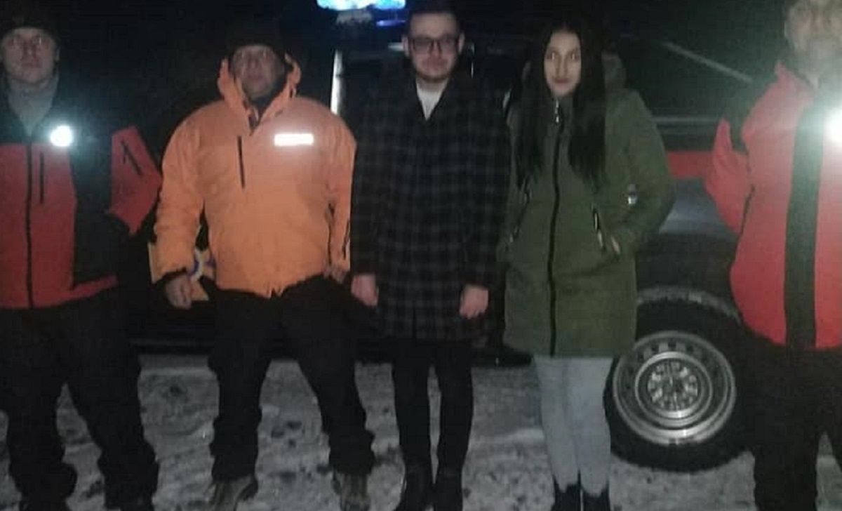 Молода пара зі Львівщини загубились в Карпатах після освідчення
