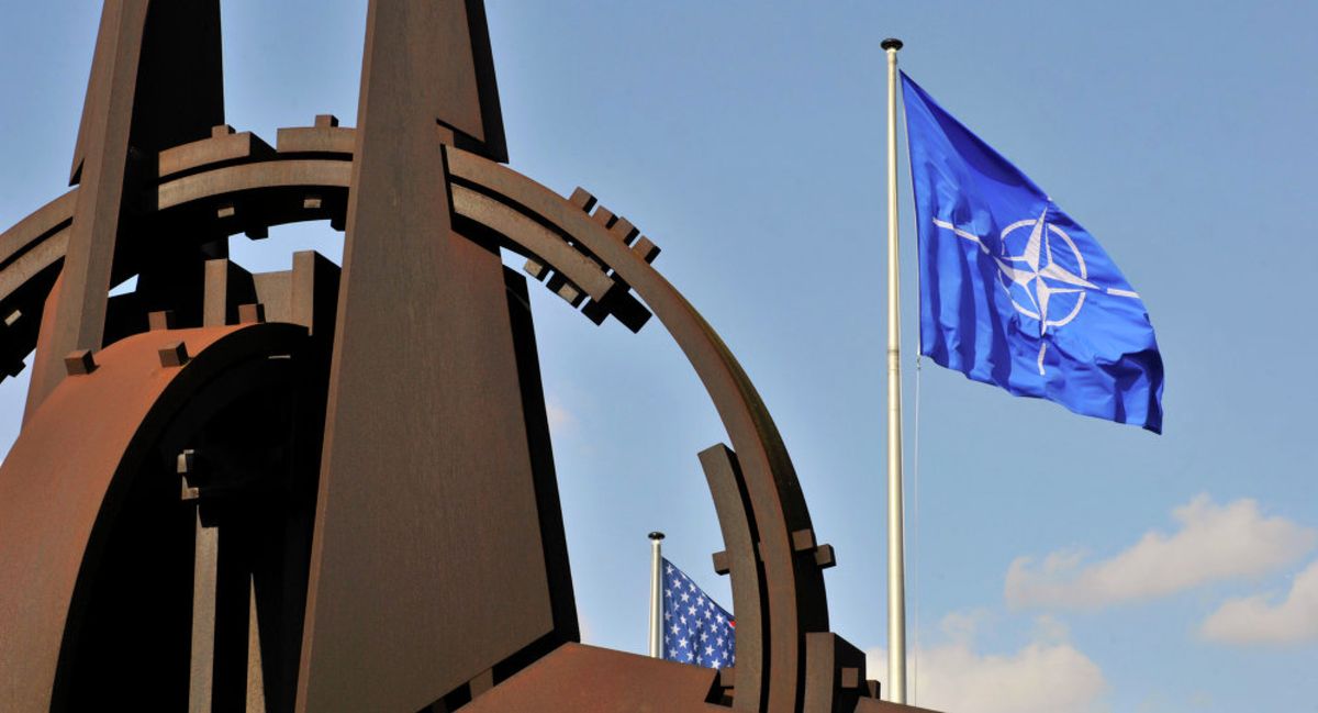 НАТО відреагував на загострення відносин між Україною та Угорщиною