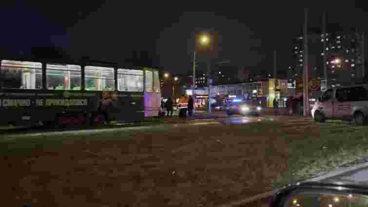 78-річна львів'янка потрапила під трамвай на Сихові