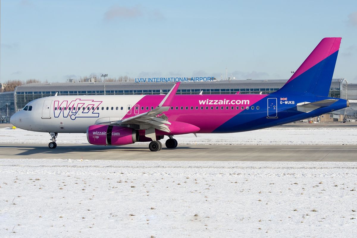 Wizz Air заявила про відновлення рейсів зі Львова, Києва і Харкова