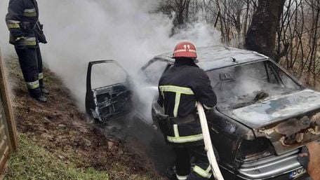 У селі на Львівщині під час руху загорівся автомобіль