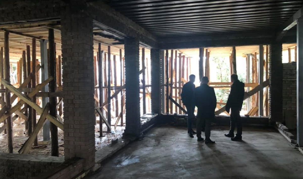 Суд дозволив Брезіцьким зводити самобуд у центрі Львова