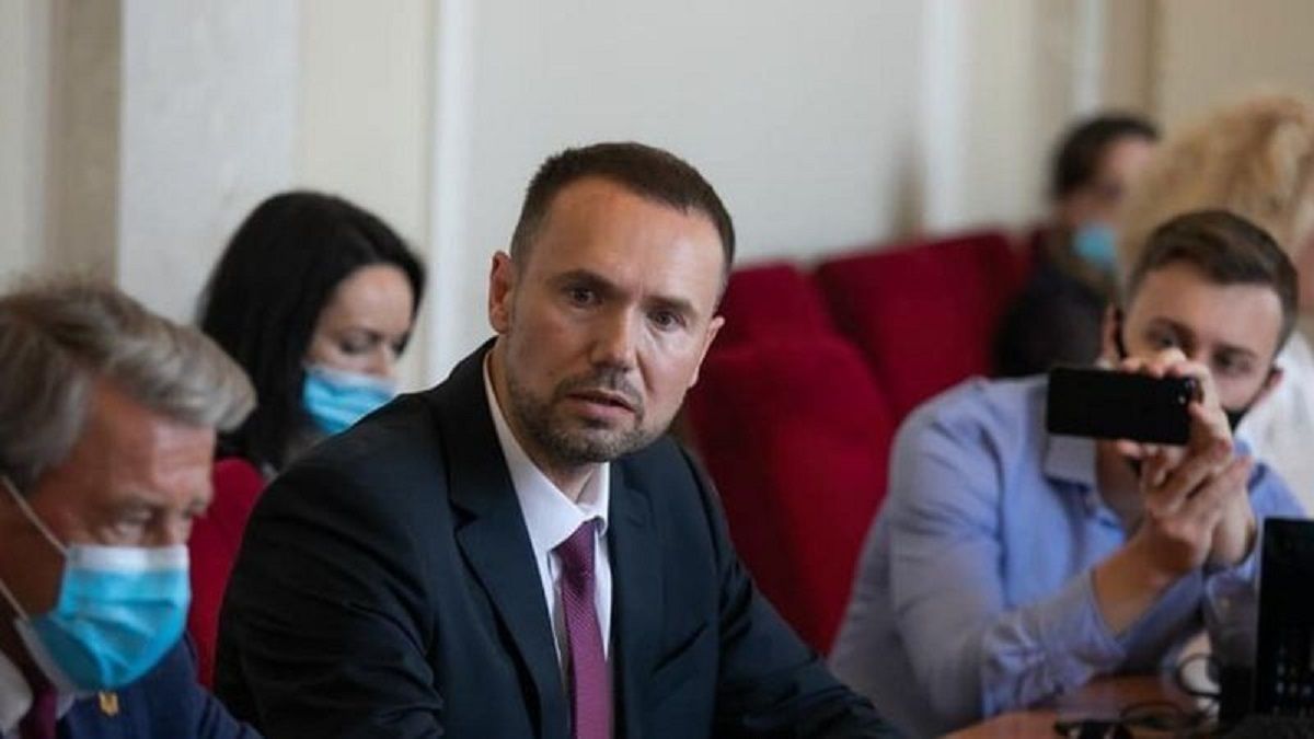 Голова Верховної Ради пообіцяв обмежити можливості депутатів-«кнопкодавів»