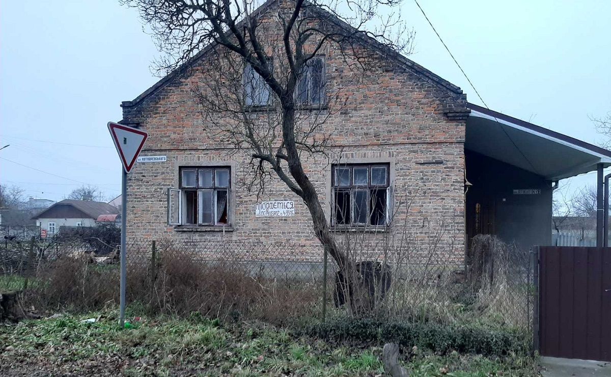 46-річний чоловік отруївся димом під час пожежі будинку в Сокалі