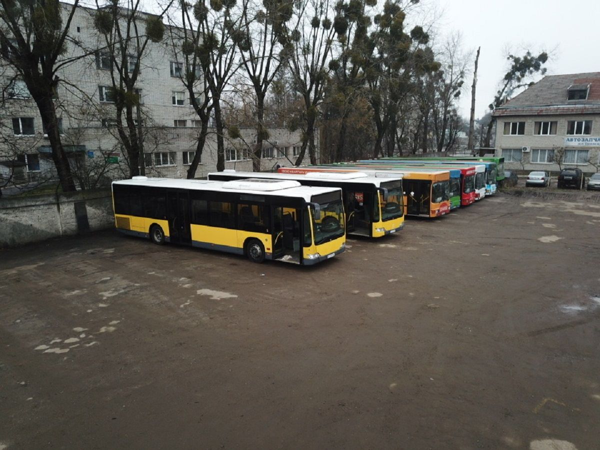 Львівський приватний перевізник купив вживані автобуси з Берліна